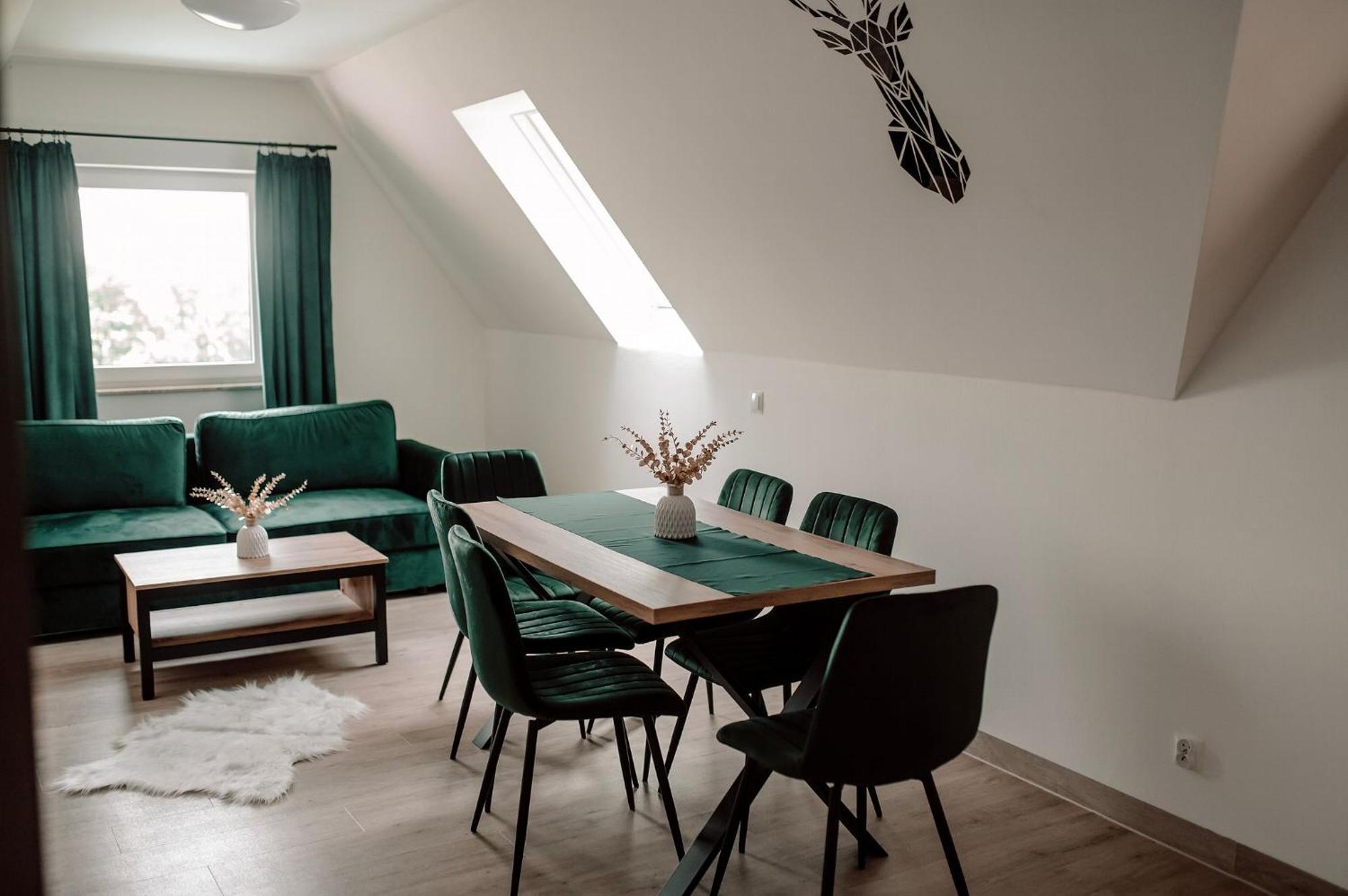 Apartamenty Jelen Pod Grapom Banska Nizna Eksteriør billede