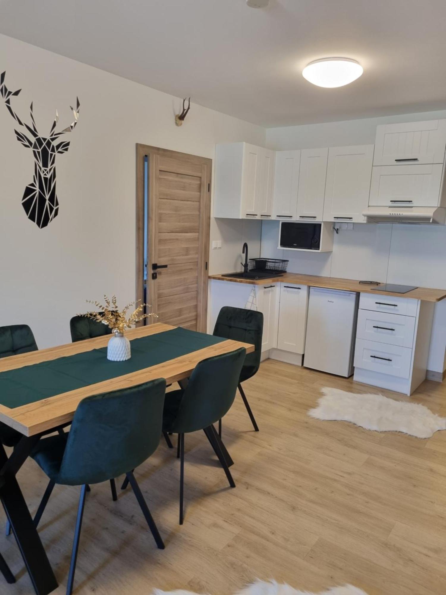 Apartamenty Jelen Pod Grapom Banska Nizna Eksteriør billede