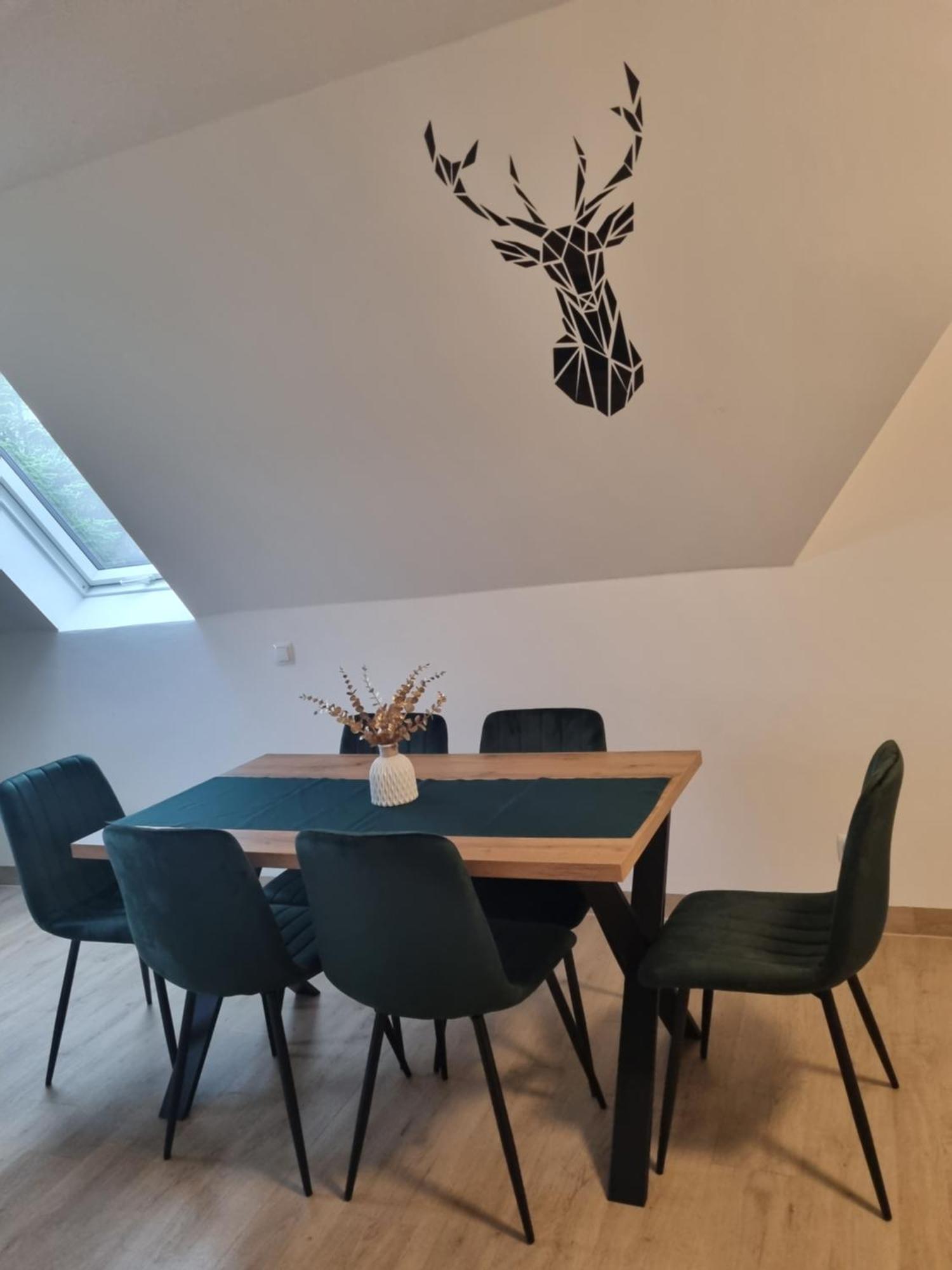 Apartamenty Jelen Pod Grapom Banska Nizna Eksteriør billede