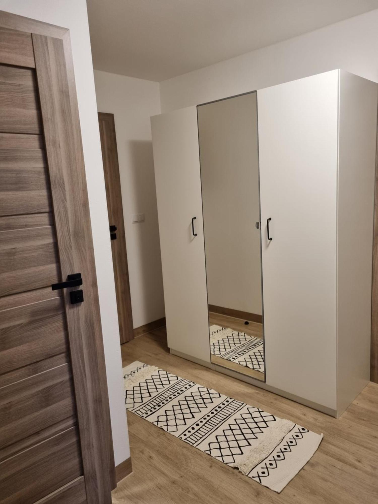 Apartamenty Jelen Pod Grapom Banska Nizna Eksteriør billede
