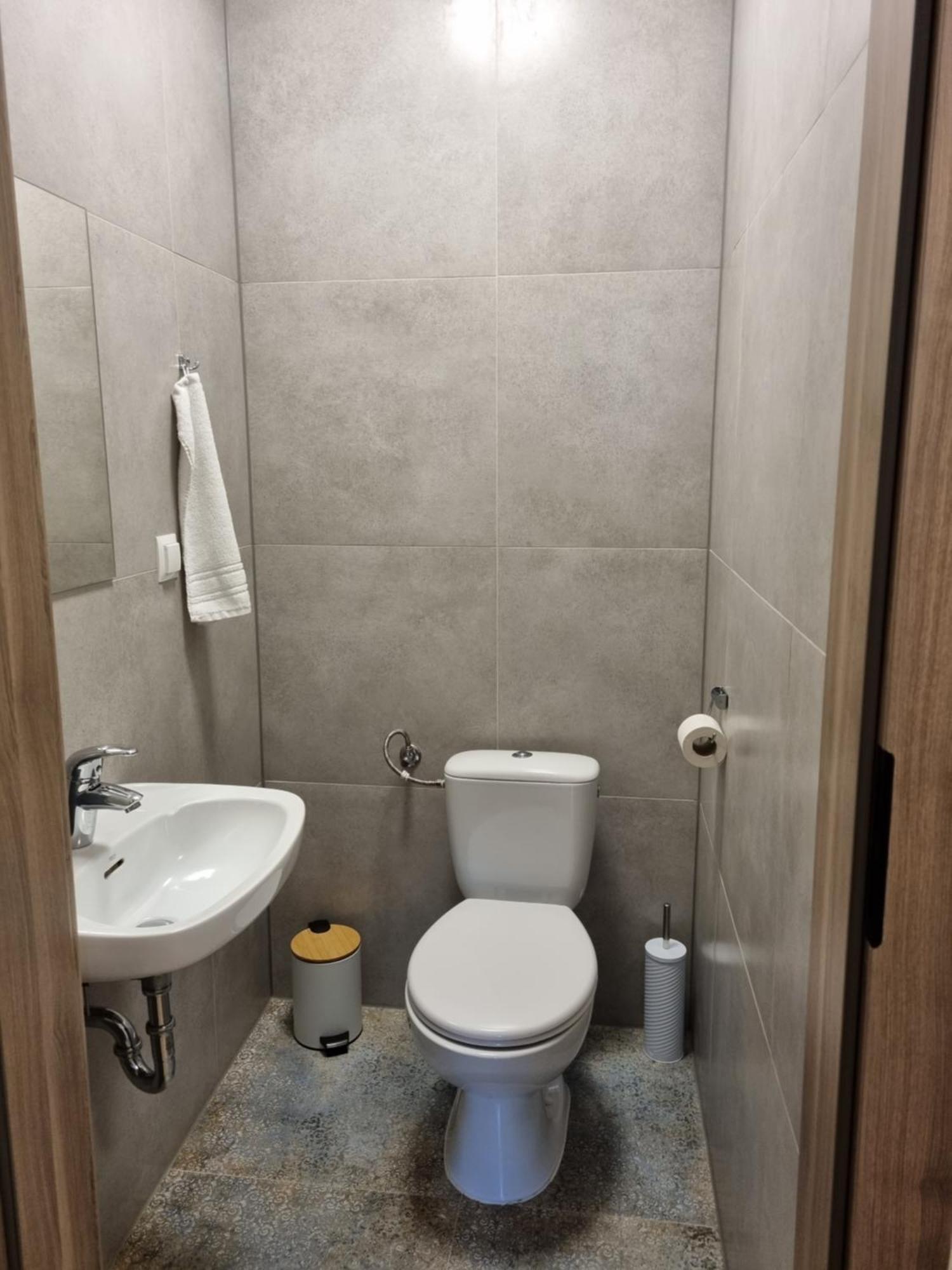 Apartamenty Jelen Pod Grapom Banska Nizna Eksteriør billede